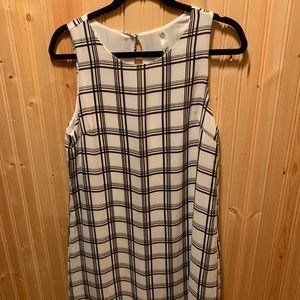 Black & White Dress 🤍🖤 (Size small)